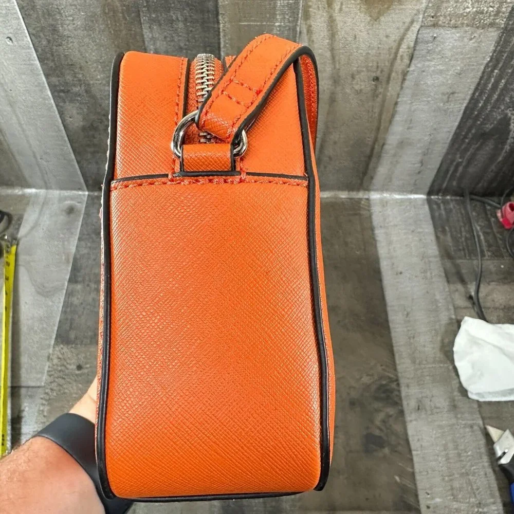 Guess Los Angeles Crossbody Bag Guess Logo‎